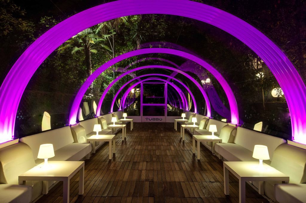 Hotel Miguel Angel Madrid Faciliteter billede The interior of the nightclub